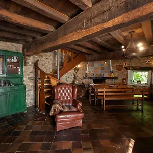 https://mujika-etxea.sansebastianhotels.net